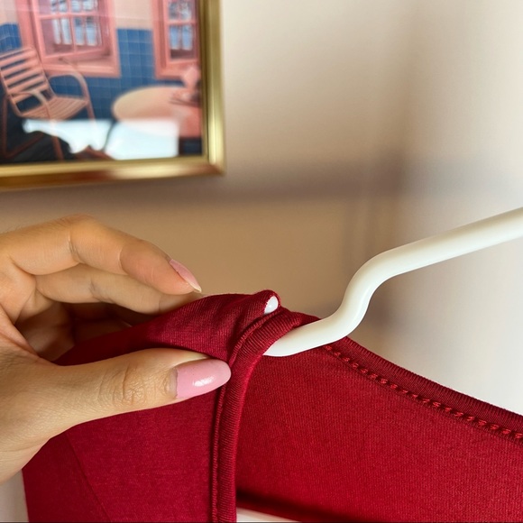 ‼️SOLD‼️SHEIN Ruched Red Top - Picture 9 of 9